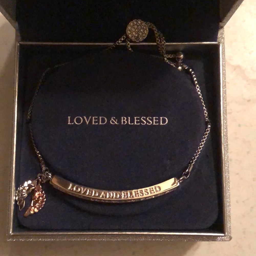 Gorgeous two toned Swarovski bracelet - Picture 3 of 5